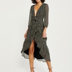 Abercrombie and Fitch Ruffled Hem Midi dress